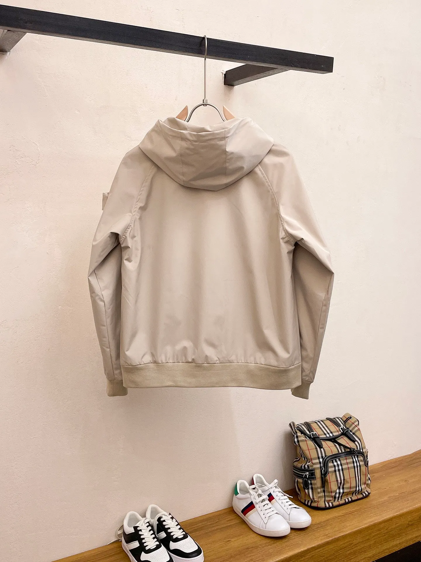 Same Style， ， 2026 New Arrival ， Original Premium Breathable ， ， ， Quality。 ， Sizes：M～3XL，